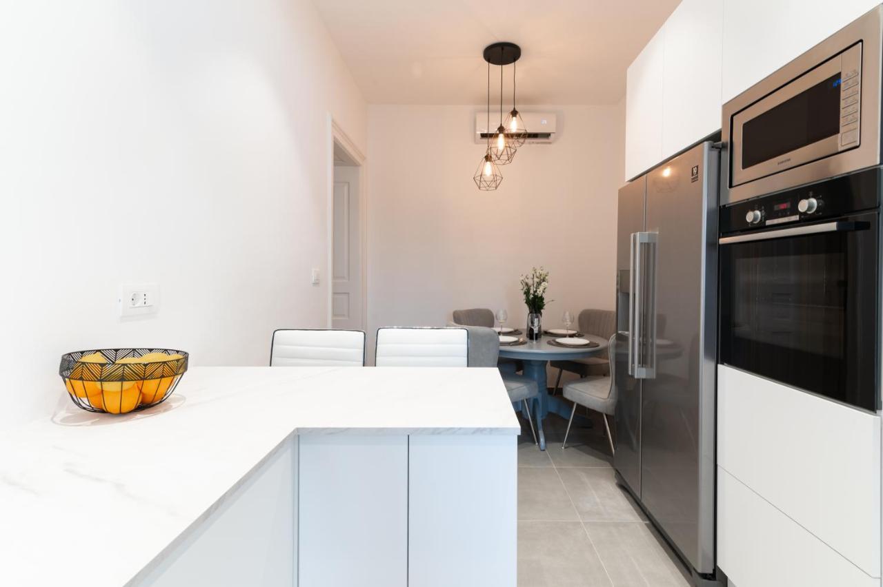 Tom'S Luxury Apartment Zadar, Branimirova Obala מראה חיצוני תמונה